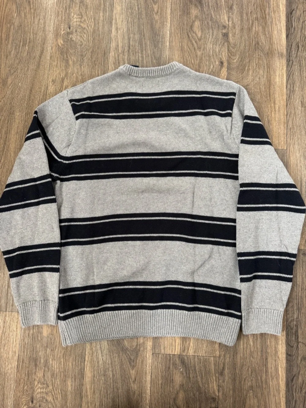 Chaps Men's Gray & Navy Striped Crewneck Sweater 100% Cotton